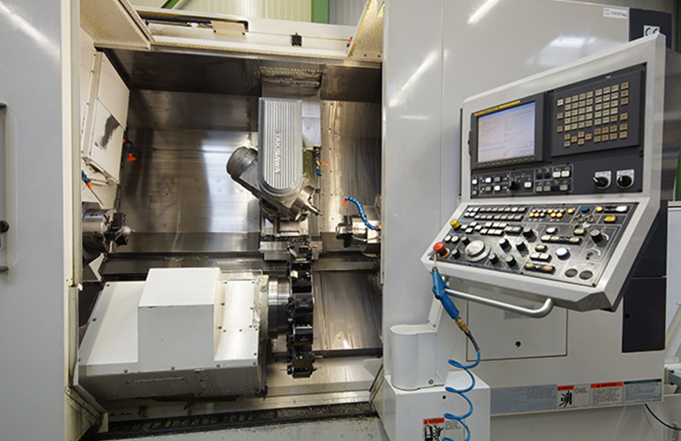mechanische metallbearbeitung schoenebeck mierwald gmbh firma unternehmen drehen fraesen fraesmaschine fraeszentrum maschine bearbeitungszentrum TAKISAWA-TMM-250-M3 takisawa